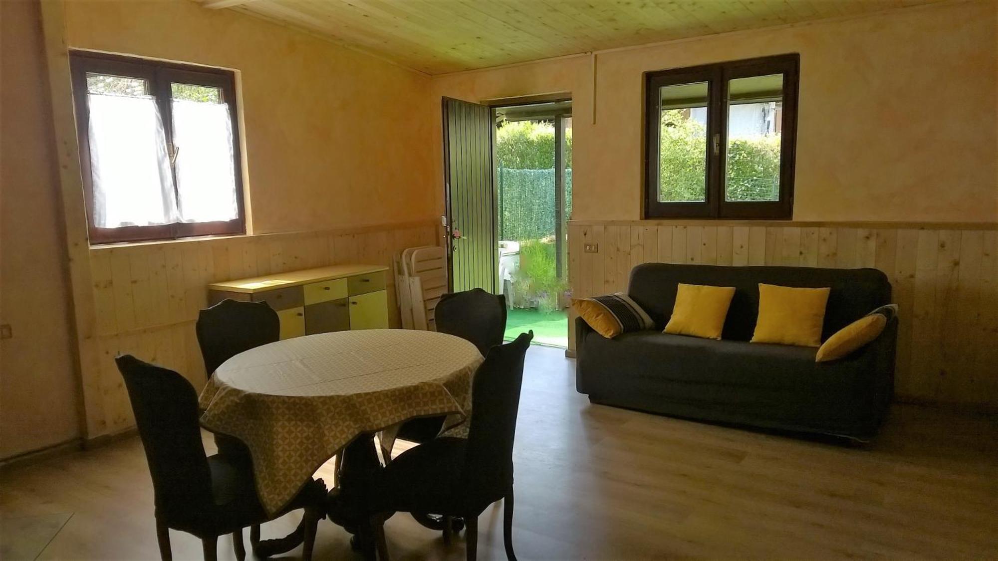 Camping Montorfano Exteriör bild