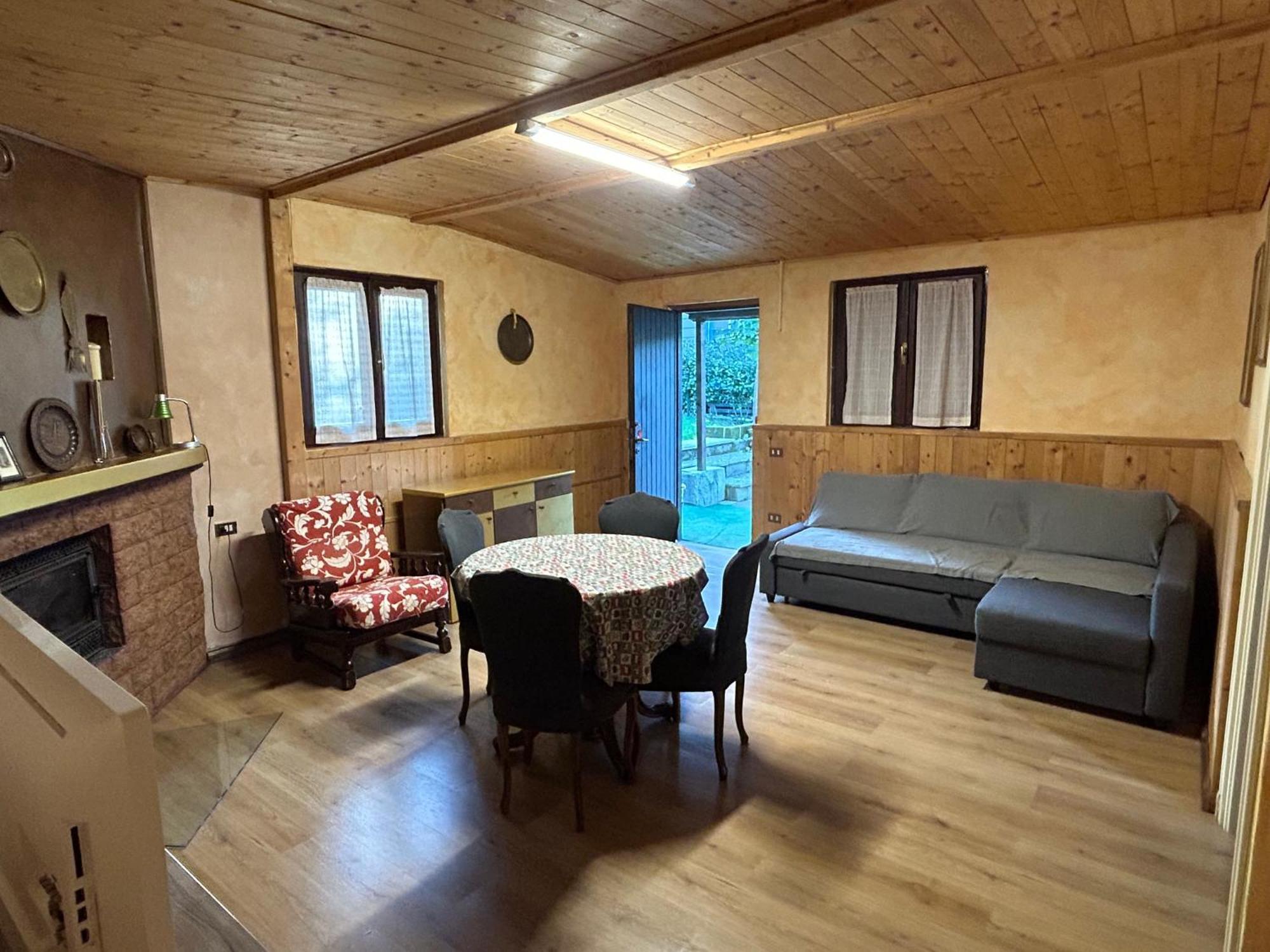 Camping Montorfano Exteriör bild
