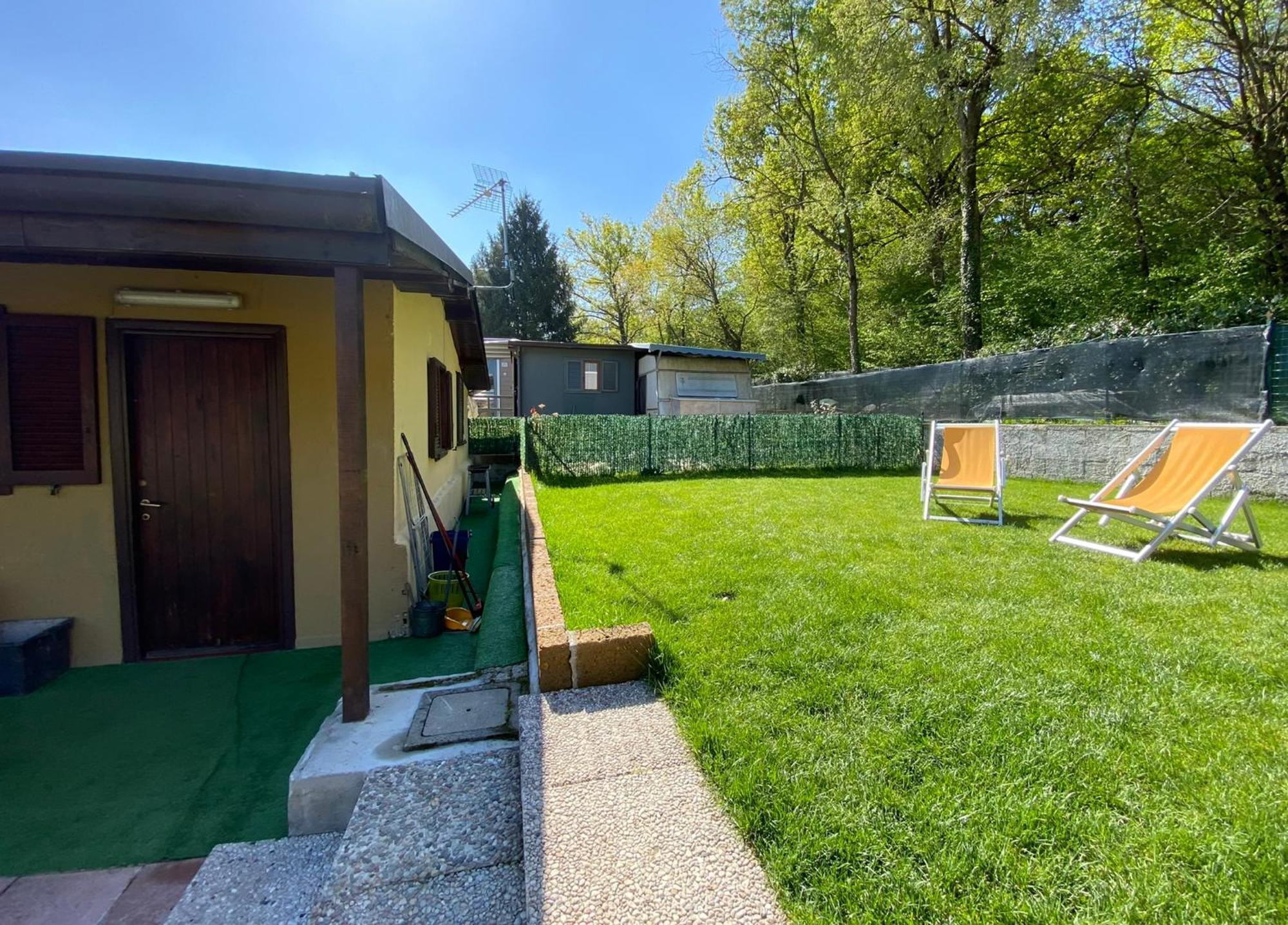 Camping Montorfano Exteriör bild