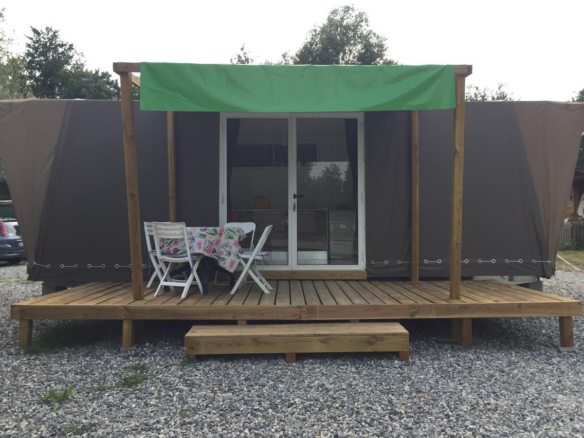 Camping Montorfano Exteriör bild