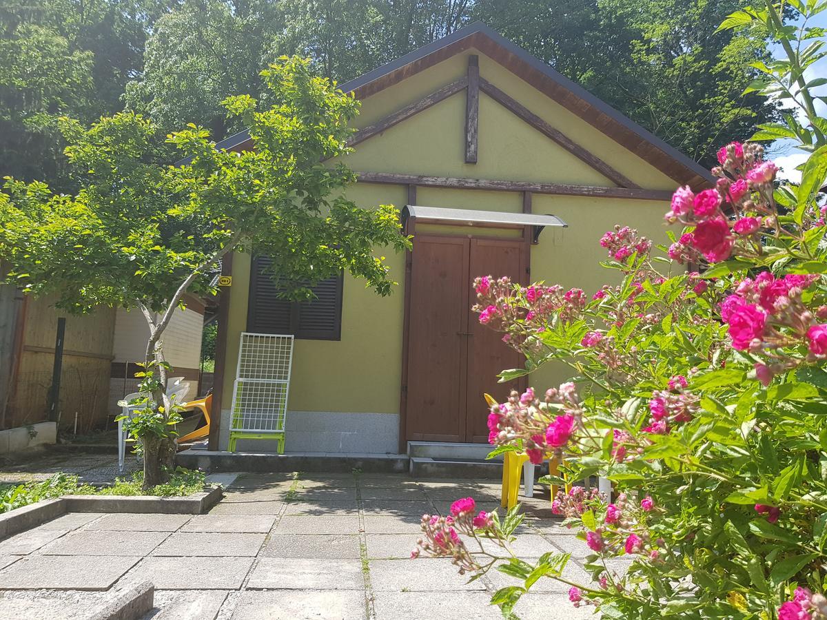 Camping Montorfano Exteriör bild